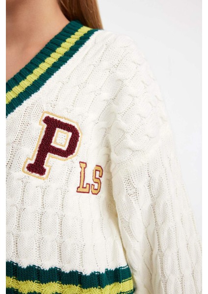 Kız Çocuk Okul Standart Fit V Yaka Triko Kazak C9669A824WN