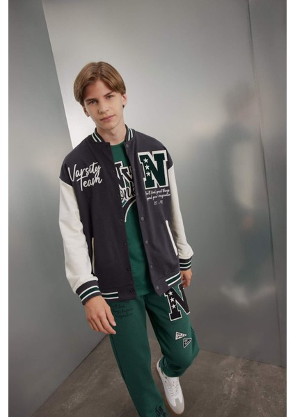 Erkek Çocuk Kolej Yaka Çıtçıtlı Çift Cepli Mevsimlik Bomber Ceket C7226A824AU