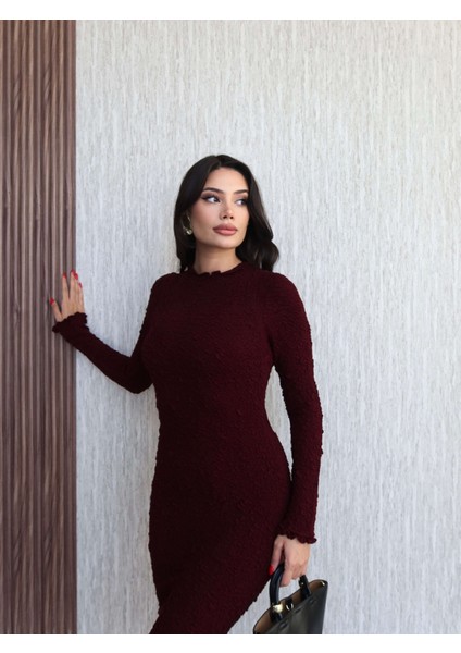 Bordo Dokulu Vücuda Oturan Elbise fiyatları