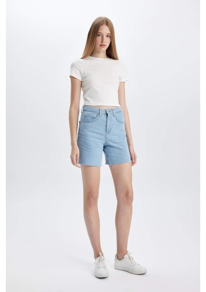 Yüksek Bel Paça Ucu Kesik Jean Şort