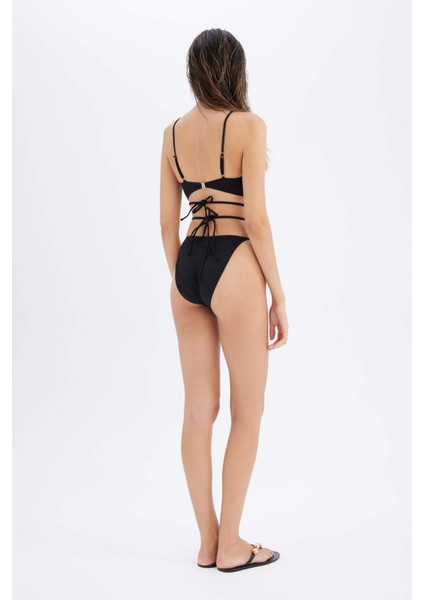 Declara x DeFacto Bikini Altı