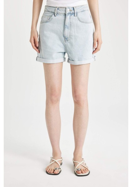 Mom Fit Yüksek Bel Katlamalı Paça Jean Şort