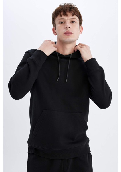 Regular Fit Kapüşonlu Kanguru Cepli İçi Yumuşak Tüylü Basic Düz Sweatshirt X8283AZ24AU