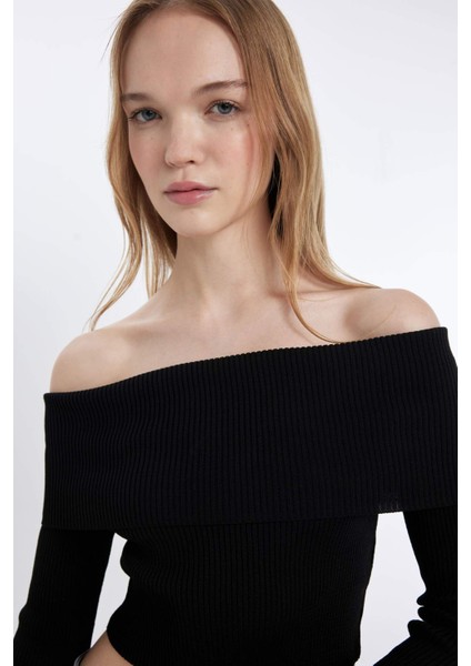 Coool Slim Fit Dar Kesim Açık Omuz Basic Düz Triko Kazak B6537AX24WN