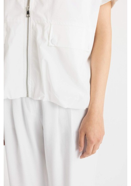 Oversize Geniş Kalıp Mevsimlik Hafif Poplin Yelek Bisiklet Yaka Fermuarlı Cepli C8839AX24SM