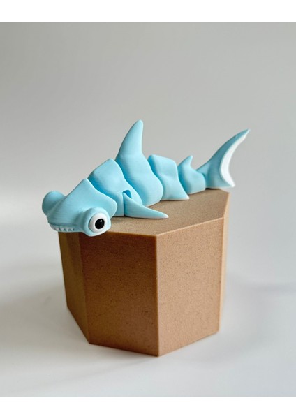 Çekiç Kafalı Köpek Balığı Figürü - Hareketli Eklemli - 14CM