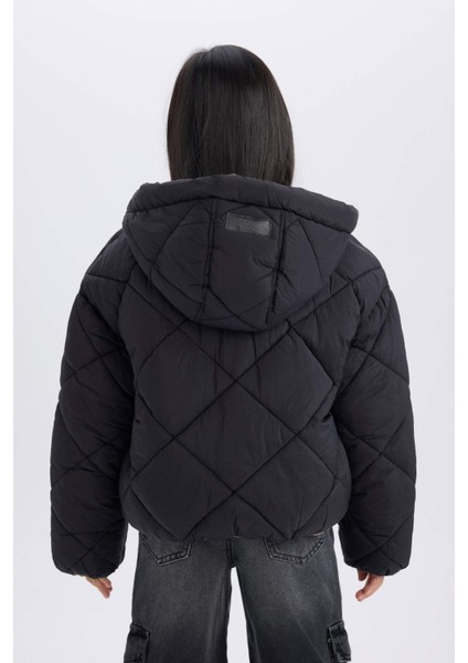 Kız Çocuk Su Geçirmez Çift Taraflı Kapüşonlu Kapitoneli Fermuarlı Cepli Şişme Mont C5492A824AU