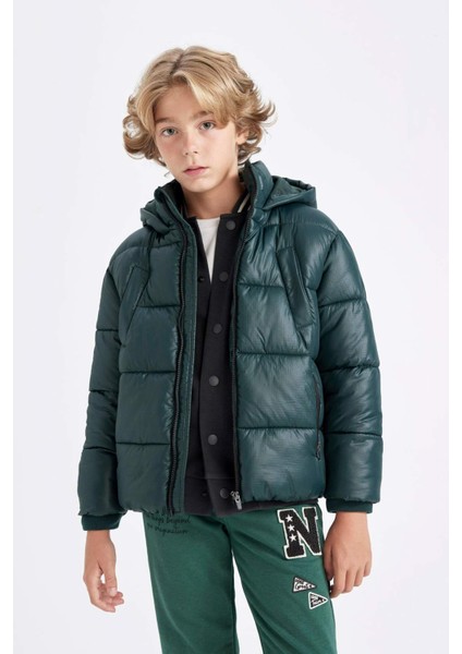 Erkek Çocuk Su Geçirmez Kapüşonlu Fermuarlı Cepli Şişme Mont C5565A824WN