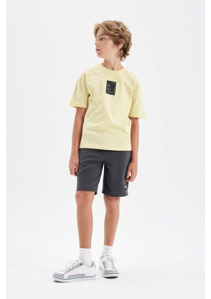 Erkek Çocuk Oversize Geniş Kalıp Bisiklet Yaka Baskılı Kısa Kollu Tişört D0979A824AU