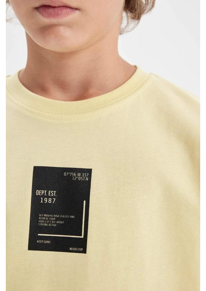 Erkek Çocuk Oversize Geniş Kalıp Bisiklet Yaka Baskılı Kısa Kollu Tişört D0979A824AU