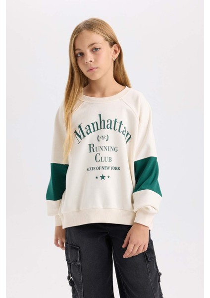 Kız Çocuk Oversize Geniş Kalıp Bisiklet Yaka Baskılı Sweatshirt D1106A824AU