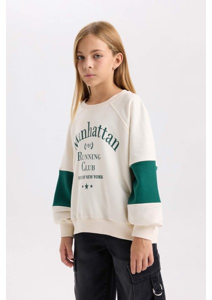 Kız Çocuk Oversize Geniş Kalıp Bisiklet Yaka Baskılı Sweatshirt D1106A824AU