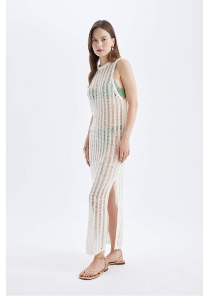 Regular Fit Bisiklet Yaka Kroşe Kolsuz Maxi Triko Plaj Elbise