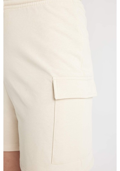 Düz Paça Beli Bağcıklı Kalın Şort C9309AX24SM