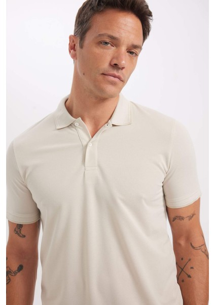 Slim Fit Dar Kesim Polo Yaka Kısa Kollu Pamuklu Tişört