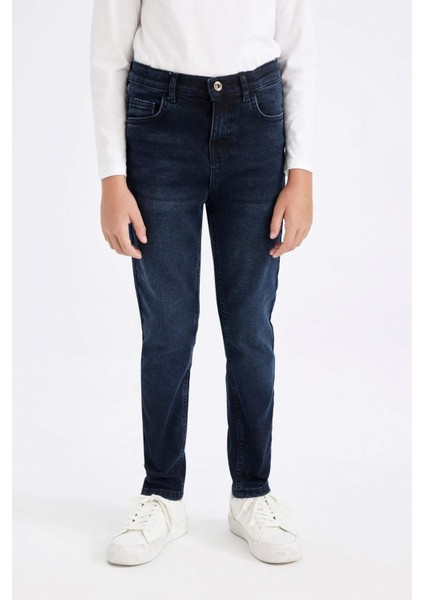 Erkek Çocuk Slim Fit Dar Kesim Düz Paça Cepli Jean Pantolon C5706A824WN