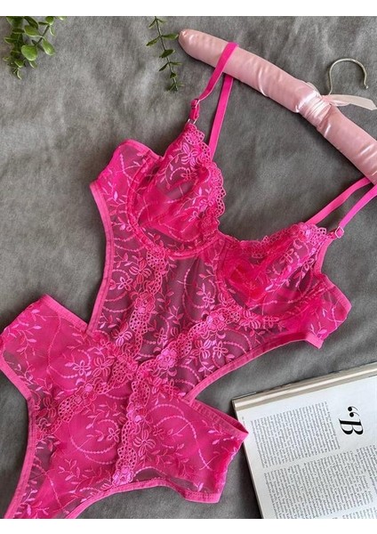 Çiçek Desenli Pembe Bodysuit modelleri