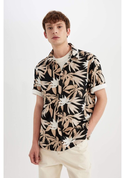 Regular Fit Yazlık Hawaii Baskılı Pamuklu Kısa Kollu Gömlek C7667AX24SM