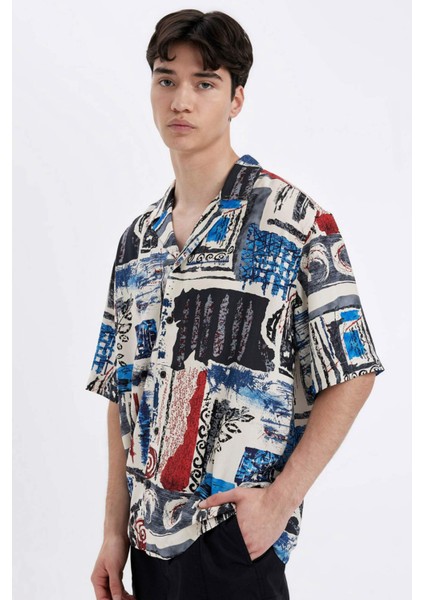 Relax Fit Yazlık Apaş Yaka Desenli Viskon Kısa Kollu Gömlek B7390AX24SP