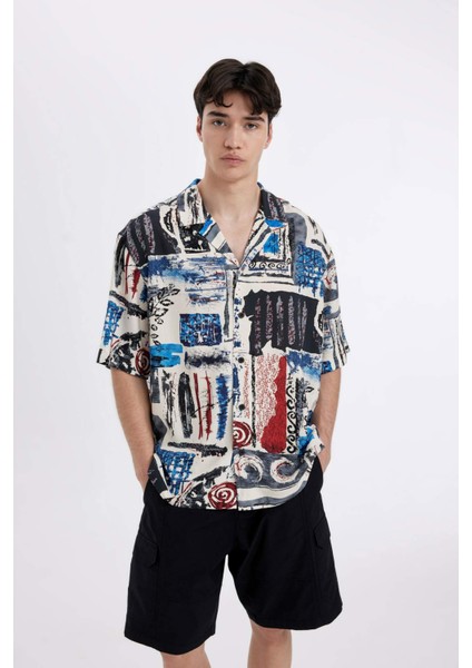 Relax Fit Yazlık Apaş Yaka Desenli Viskon Kısa Kollu Gömlek B7390AX24SP