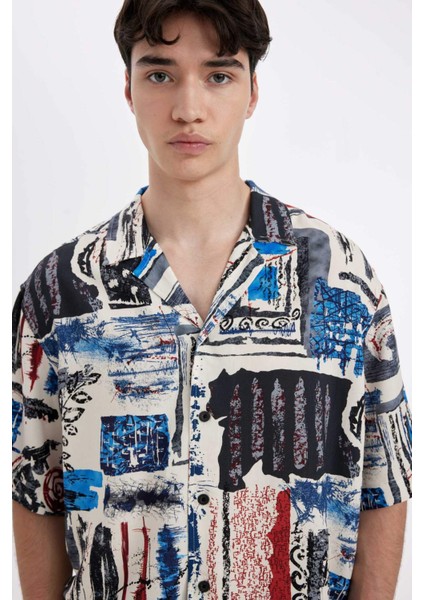 Relax Fit Yazlık Apaş Yaka Desenli Viskon Kısa Kollu Gömlek B7390AX24SP