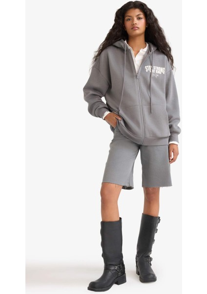 Normal Bel Kısa Paça Gabardin Bermuda Şort D0965AX24SM