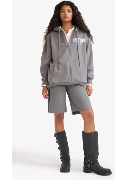 Normal Bel Kısa Paça Gabardin Bermuda Şort D0965AX24SM