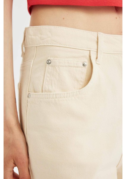 Coool Regular Fit Normal Bel Kısa Paça Gabardin Şort D0964AX24SM