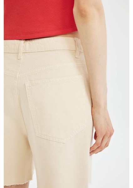 Coool Regular Fit Normal Bel Kısa Paça Gabardin Şort D0964AX24SM