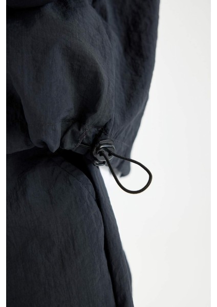 Erkek Çocuk Oversize Geniş Kalıp Fermuarlı Yaka Paraşüt Uzun Kollu Gömlek D0331A824AU