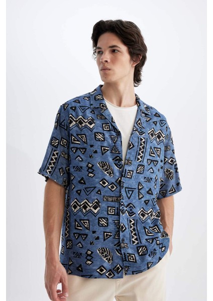 Regular Fit Yazlık Apaş Yaka Desenli Viskon Kısa Kollu Gömlek C7688AX24SM