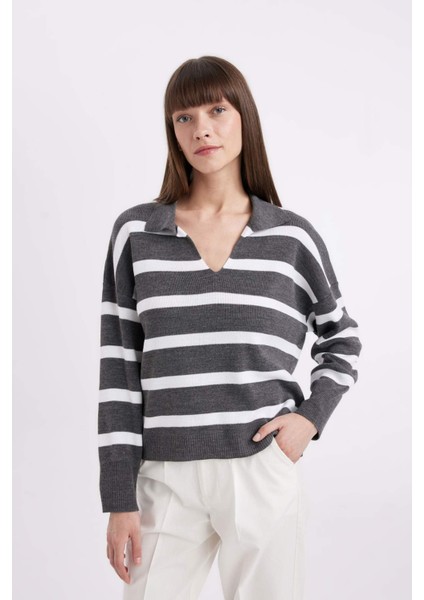 Relax Fit Polo Yaka Çizgili Triko Kazak