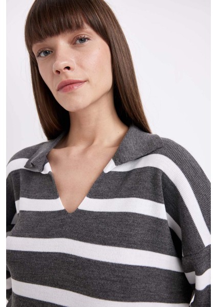 Relax Fit Polo Yaka Çizgili Triko Kazak