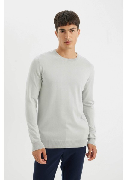 Standart Fit Normal Kesim Bisiklet Yaka Basic Düz Triko Rahat Kazak A5268AX24AU