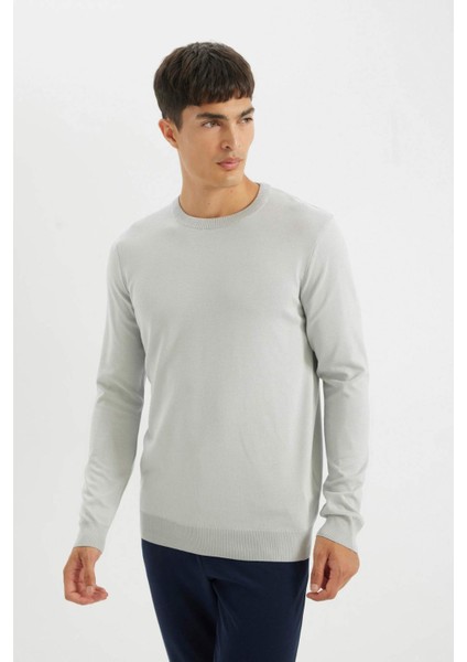 Standart Fit Normal Kesim Bisiklet Yaka Basic Düz Triko Rahat Kazak A5268AX24AU