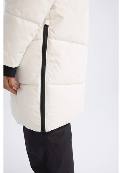 Fit Su Geçirmez Uzun Mont Parka Fermuarlı Çıtçıtlı Cepli Su Geçirmez Kapüşonlu C6064AX24WN