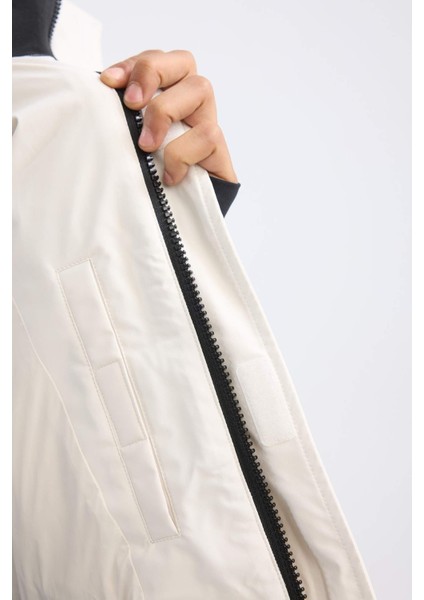 Fit Su Geçirmez Uzun Mont Parka Fermuarlı Çıtçıtlı Cepli Su Geçirmez Kapüşonlu C6064AX24WN