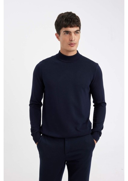 Lacivert Standart Fit Normal Kesim Yarım Balıkçı Yaka Basic Düz Triko Kazak A5282AX24AU