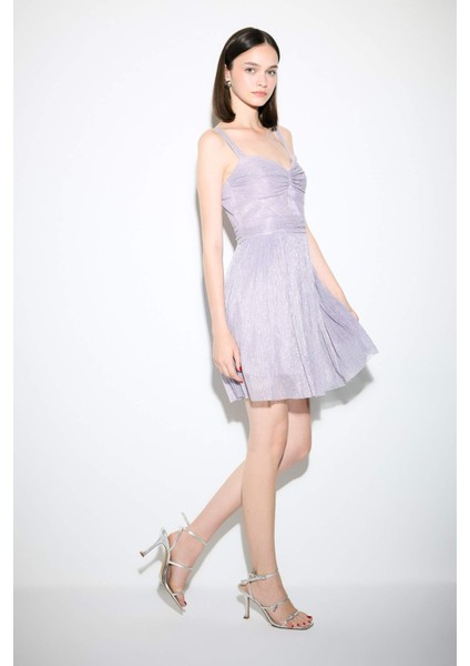 Kalp Yaka Parlak Kumaş Askılı Mini Abiye Elbise D1520AX24SM