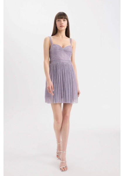 Kalp Yaka Parlak Kumaş Askılı Mini Abiye Elbise D1520AX24SM