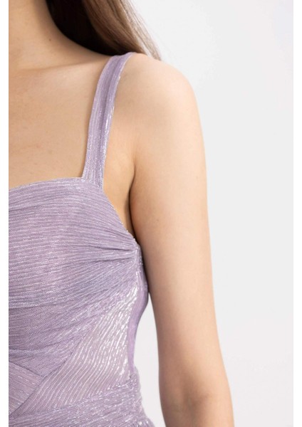 Kalp Yaka Parlak Kumaş Askılı Mini Abiye Elbise D1520AX24SM