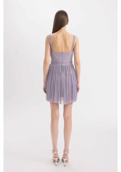 Kalp Yaka Parlak Kumaş Askılı Mini Abiye Elbise D1520AX24SM