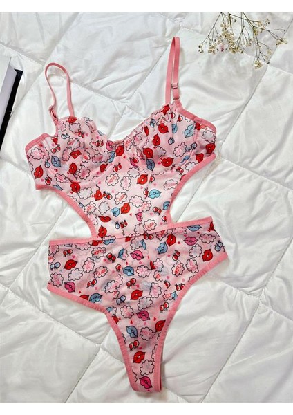 Öpücük Desenli Pembe Bodysuit
