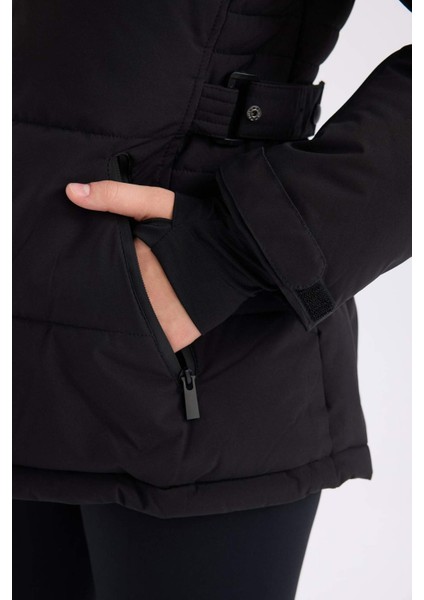 Fit Kayak Montu Su Geçirmez Rüzgar Geçirmez Kapüşonlu Ayarlanabilir Bel Detaylı Ultra Korumalı C9822AX24WN