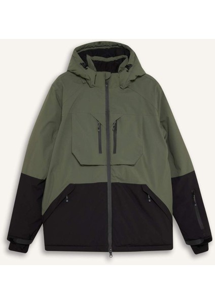 DeFactoFit Kayak Montu Su İtici Rüzgar Geçirmez Kapüşonlu Fermuarlı Eldiven Detaylı Ultra Korumalı A7114AX24WN