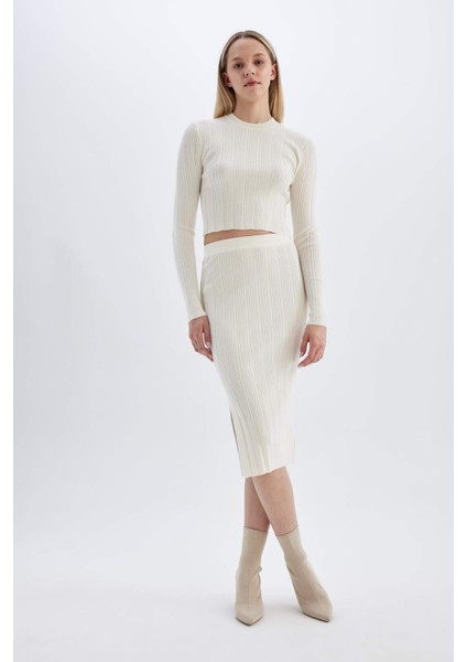 Coool Slim Fit Dar Kesim Basic Düz Yırtmaçlı Triko Midi Etek A2058AX24AU