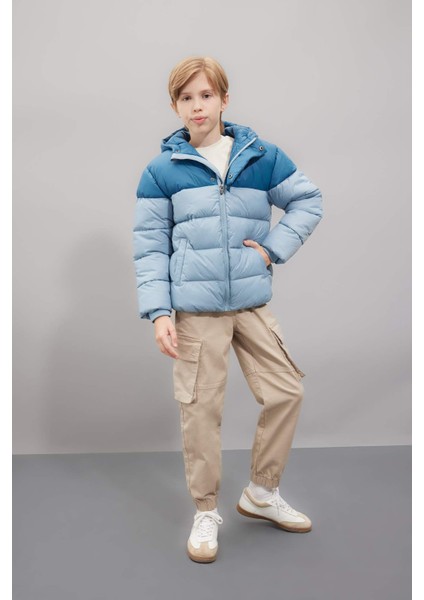 Erkek Çocuk Su Geçirmez Kapüşonlu Fermuarlı Cepli Polar Astarlı Şişme Mont C5509A824WN