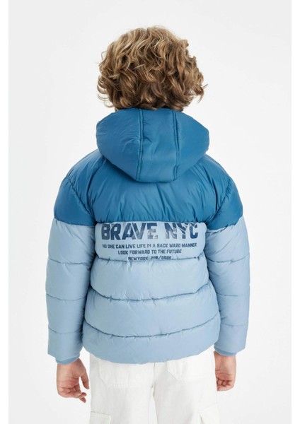 Erkek Çocuk Su Geçirmez Kapüşonlu Fermuarlı Cepli Polar Astarlı Şişme Mont C5509A824WN