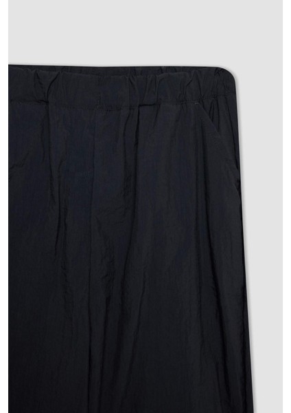 Erkek Çocuk Beli ve Paçası Lastikli Cepli Antrasit Jogger Paça Paraşüt Pantolon D0334A824AU