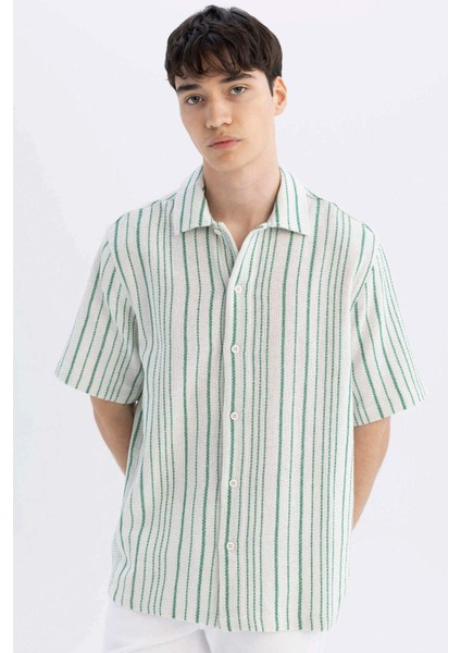 Relax Fit Yazlık Çizgili Kısa Kollu Gömlek D2059AX24HS